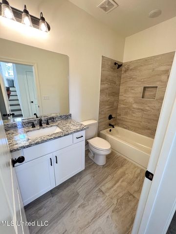 293 Poplar Lane, Holly Springs, MS 38635