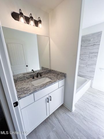 293 Poplar Lane, Holly Springs, MS 38635