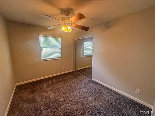 1449 Friar Tuck Lane, St Louis, MO 63125