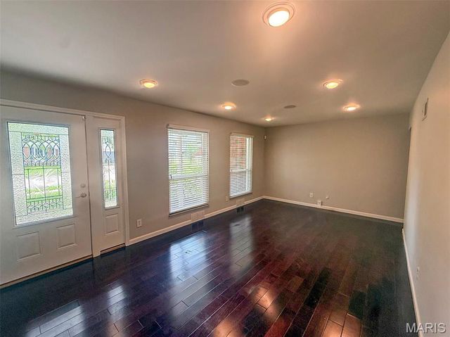 1449 Friar Tuck Lane, St Louis, MO 63125
