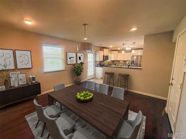 1449 Friar Tuck Lane, St Louis, MO 63125