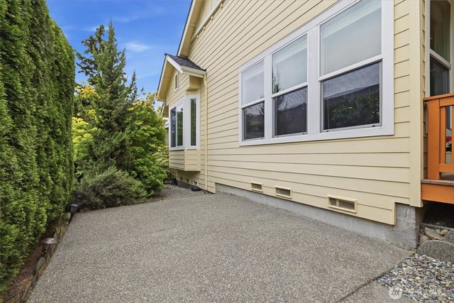 23763 NE 134th Street, Redmond, WA 98053
