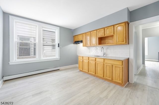 34 Cortland St, Newark City, NJ 07105