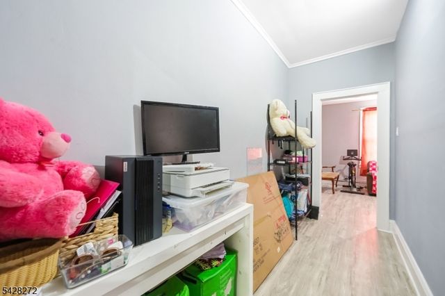34 Cortland St, Newark City, NJ 07105