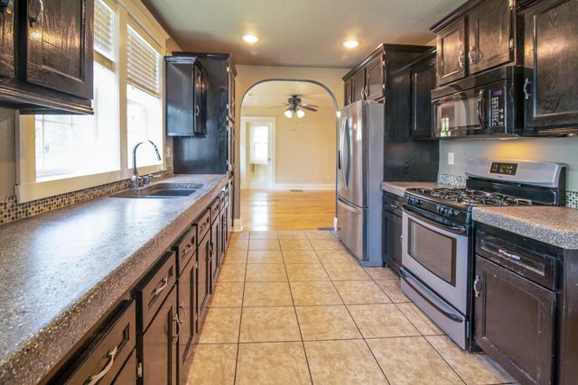 N4812 N Helenville ROAD, Helenville, WI 53137