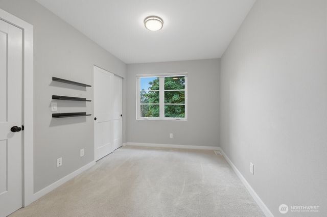 19535 53rd Avenue NE, Lake Forest Park, WA 98155