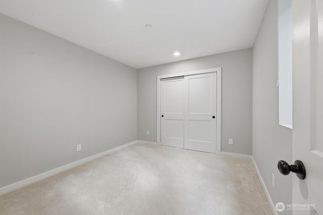 19535 53rd Avenue NE, Lake Forest Park, WA 98155