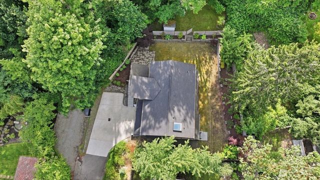 19535 53rd Avenue NE, Lake Forest Park, WA 98155