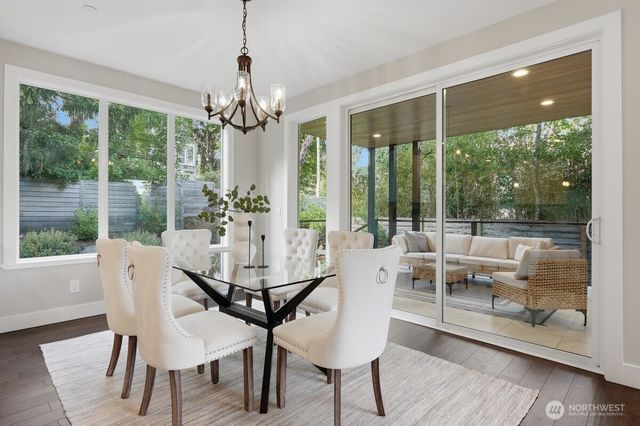 19535 53rd Avenue NE, Lake Forest Park, WA 98155