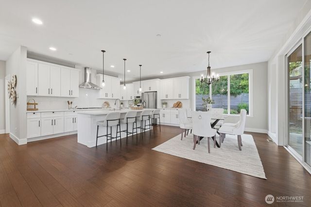 19535 53rd Avenue NE, Lake Forest Park, WA 98155