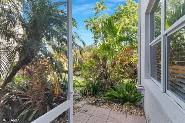 8375 Whisper Trace LN 103, Naples, FL 34114