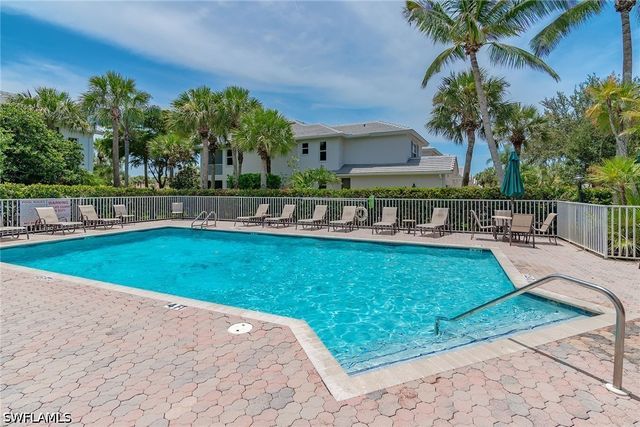 8375 Whisper Trace LN 103, Naples, FL 34114