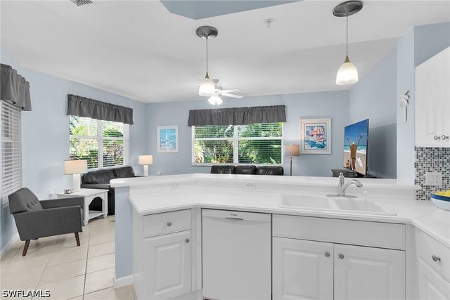 8375 Whisper Trace LN 103, Naples, FL 34114