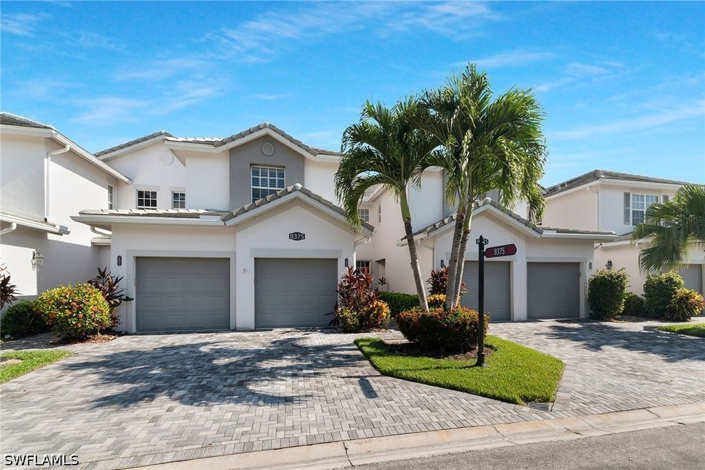 8375 Whisper Trace LN 103, Naples, FL 34114