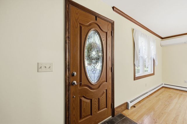 330 Ventura St, Ludlow, MA 01056