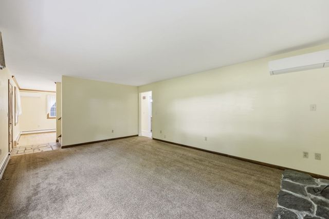 330 Ventura St, Ludlow, MA 01056