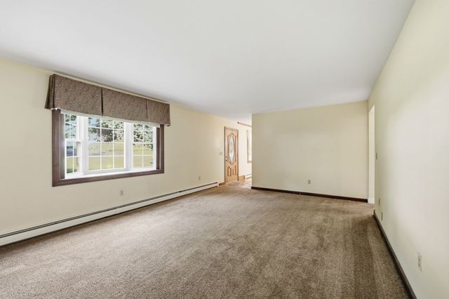 330 Ventura St, Ludlow, MA 01056