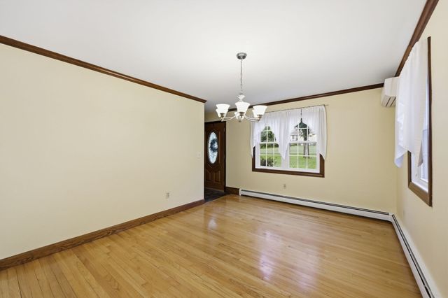 330 Ventura St, Ludlow, MA 01056