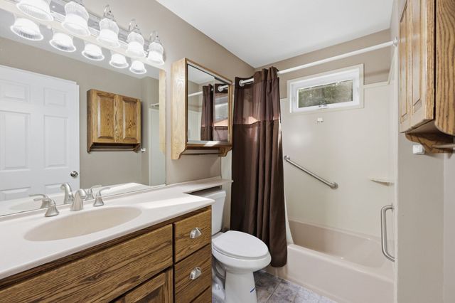 330 Ventura St, Ludlow, MA 01056