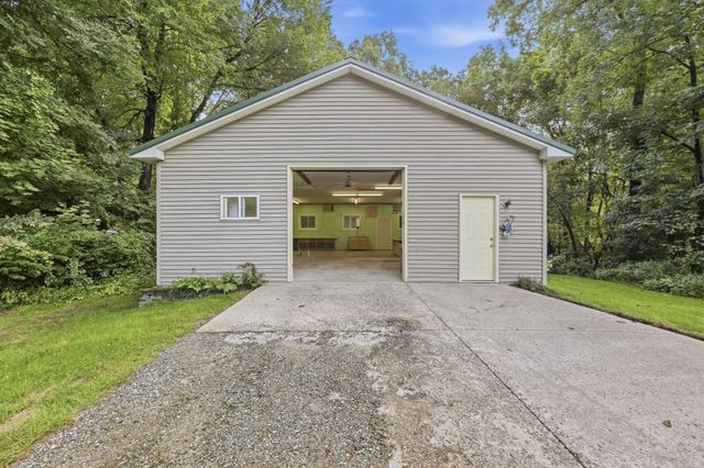 330 Ventura St, Ludlow, MA 01056