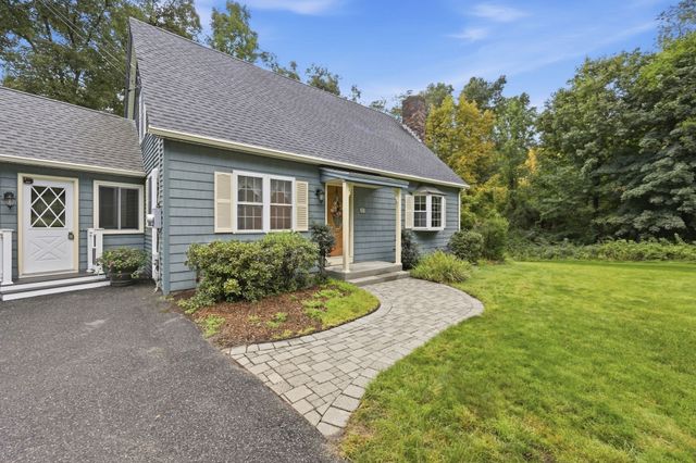 330 Ventura St, Ludlow, MA 01056