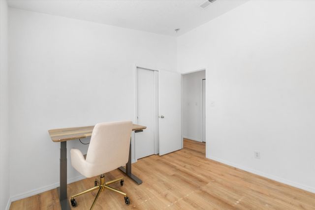10104 Round Up Place SW, Albuquerque, NM 87121