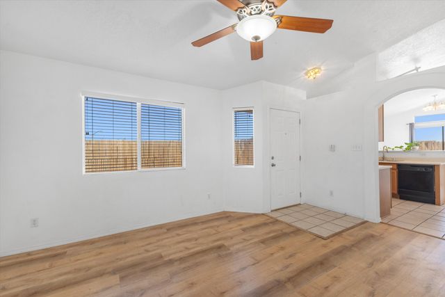 10104 Round Up Place SW, Albuquerque, NM 87121