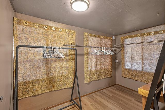 3649 Ripley St, Sacramento, CA 95838