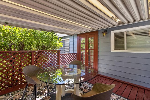 3649 Ripley St, Sacramento, CA 95838