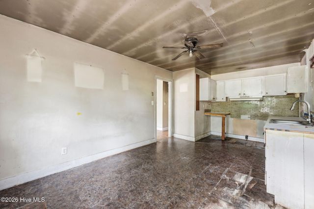 108 Ashton Drive, Greenville, NC 27834