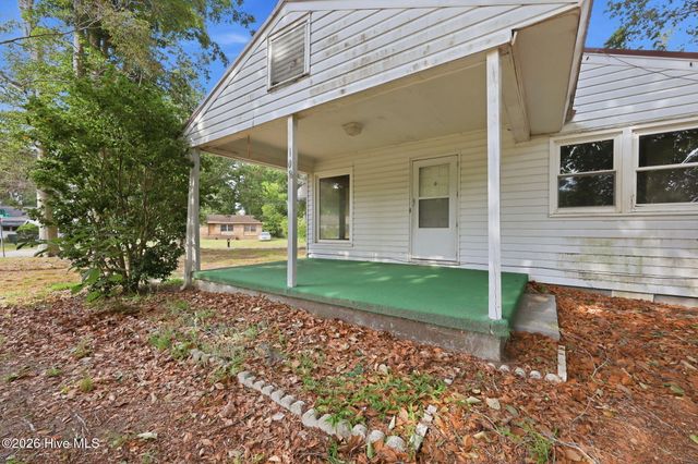 108 Ashton Drive, Greenville, NC 27834
