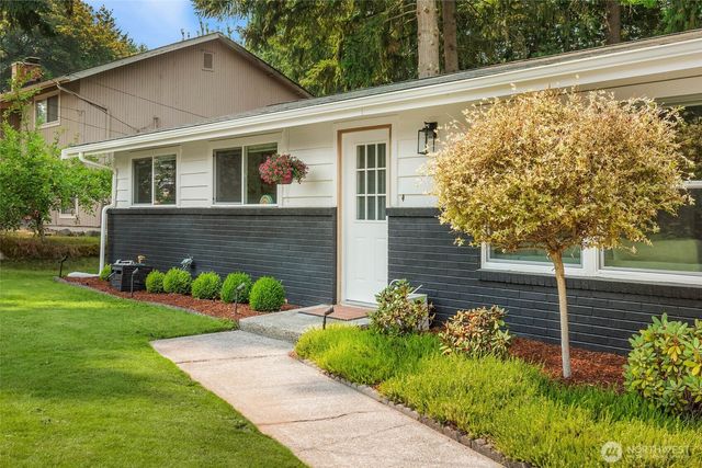 12218 66th Avenue Ct E, Puyallup, WA 98373