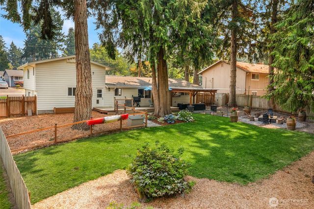 12218 66th Avenue Ct E, Puyallup, WA 98373