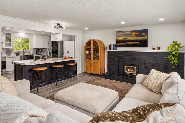 12218 66th Avenue Ct E, Puyallup, WA 98373