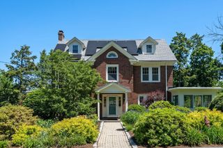 42 Fairmont Street, Belmont, MA 02478