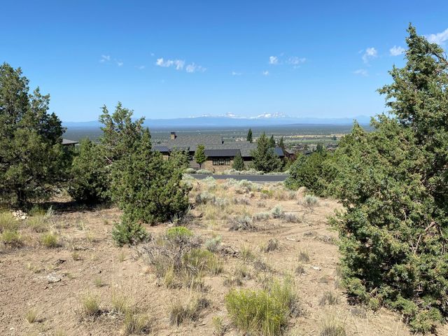 SW Hat Rock Loop, Powell Butte, OR 97753