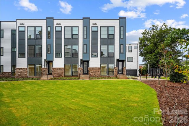 411 Charles Avenue 16, Charlotte, NC 28205