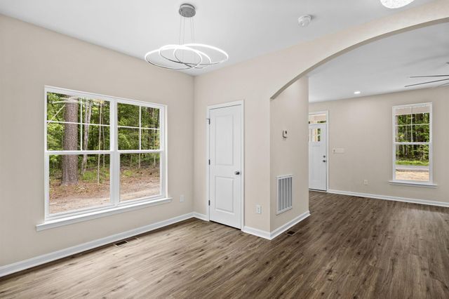 122 TALL PINES AVE, Locust Grove, VA 22508
