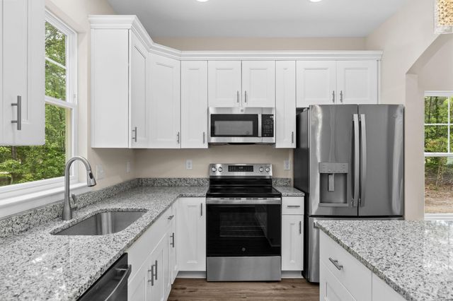 122 TALL PINES AVE, Locust Grove, VA 22508