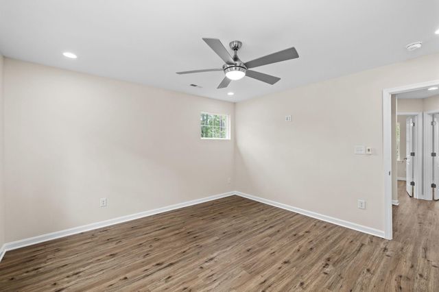 122 TALL PINES AVE, Locust Grove, VA 22508
