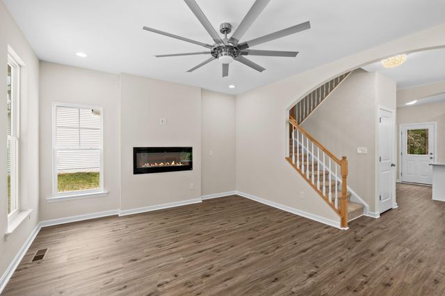 122 TALL PINES AVE, Locust Grove, VA 22508