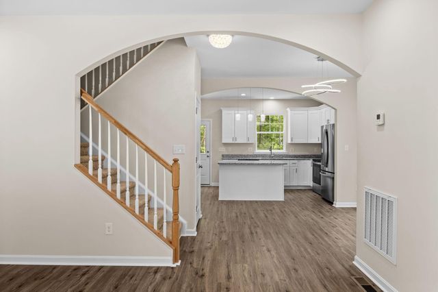 122 TALL PINES AVE, Locust Grove, VA 22508