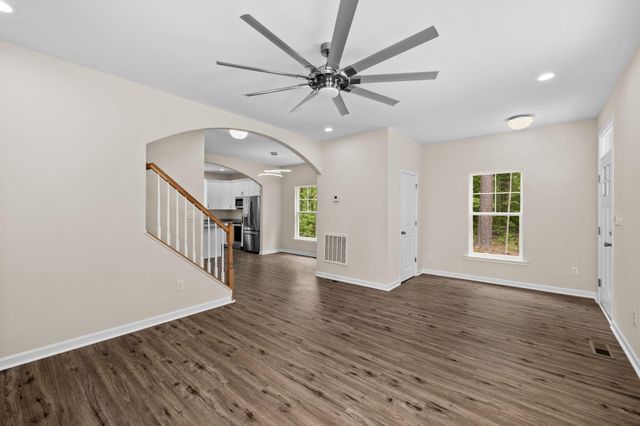 122 TALL PINES AVE, Locust Grove, VA 22508