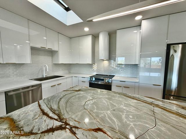 11417 N CAMERON Court, Fountain Hills, AZ 85268