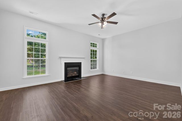 11518 Planters Estates Drive, Charlotte, NC 28278