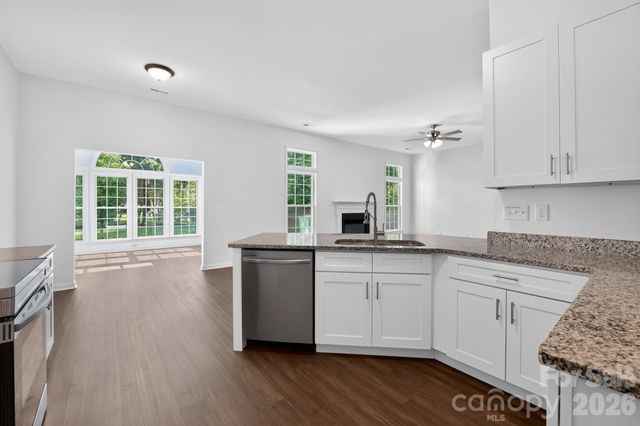 11518 Planters Estates Drive, Charlotte, NC 28278