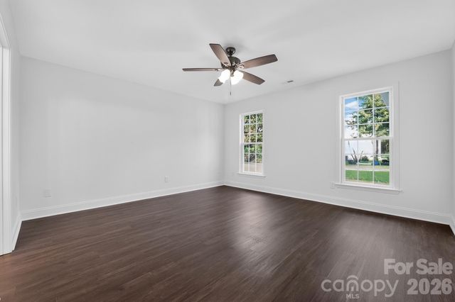 11518 Planters Estates Drive, Charlotte, NC 28278