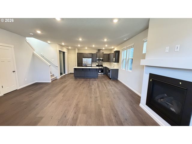 31773 Nw BLAKE Ter, North Plains, OR 97133