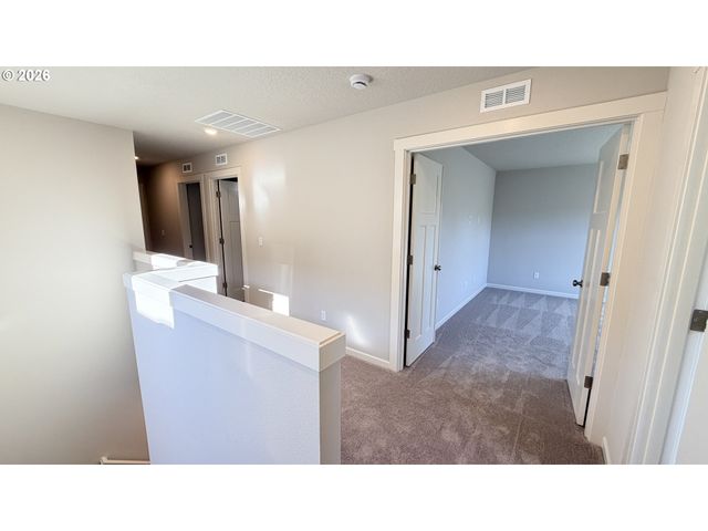 31773 Nw BLAKE Ter, North Plains, OR 97133