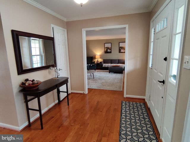 12761 FLAT MEADOW LN, Herndon, VA 20171